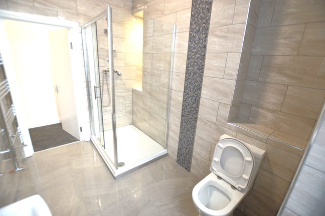 Double Room – 5 mins from Turnpike Lane Station Main Photo