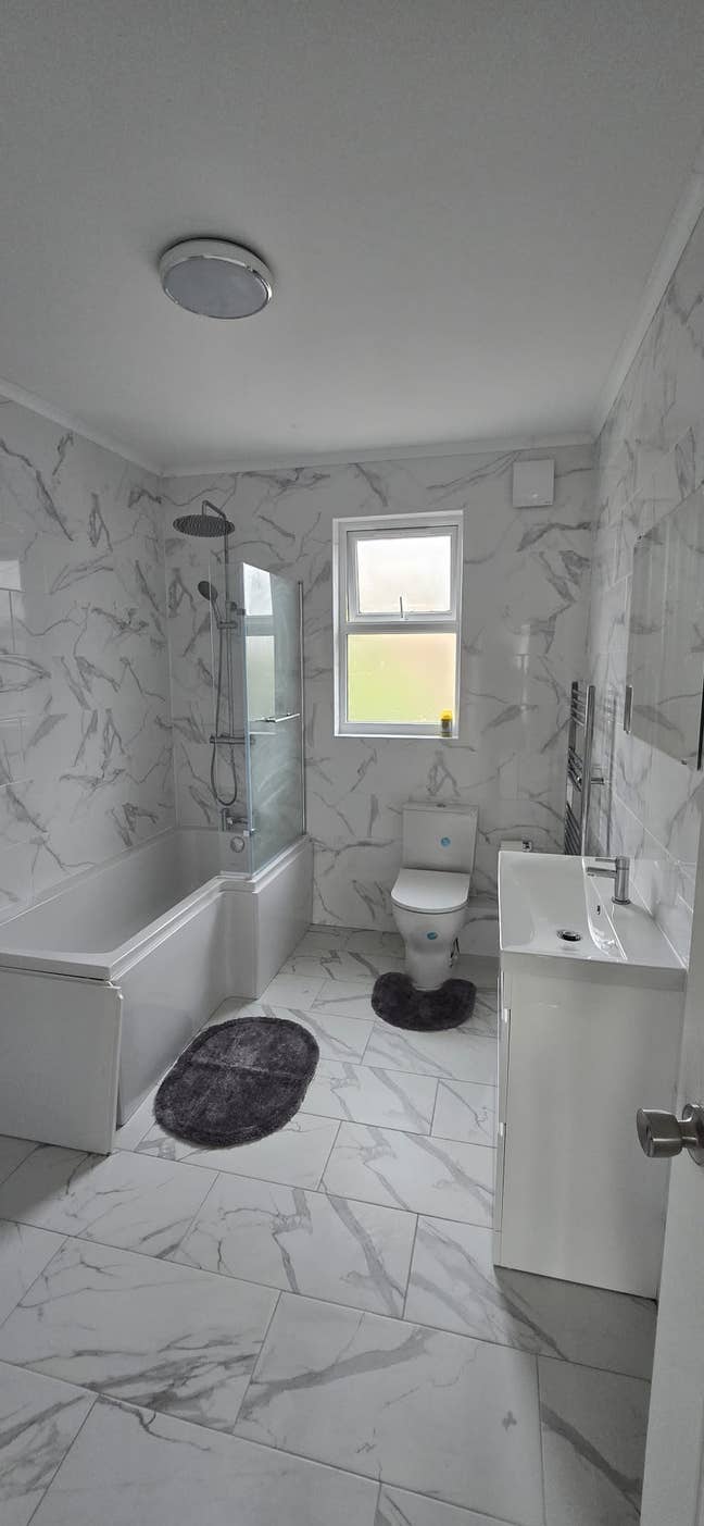 Fully renovated & fully refurbished house   Main Photo