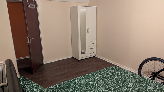 2 Double room available Main Photo