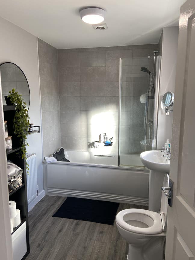 Double room in house Main Photo