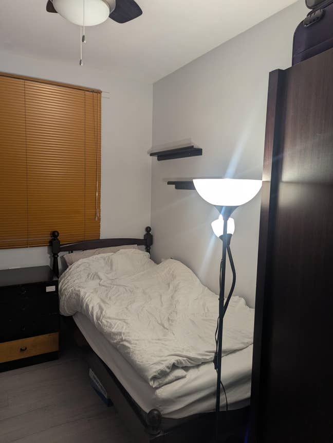 Cosy single room Main Photo