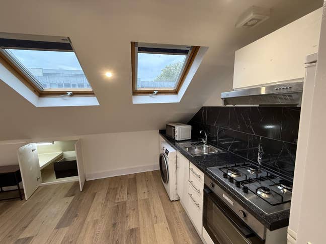 3 Bedroom Flat – Only 15 mins to Finsbury Park! Main Photo