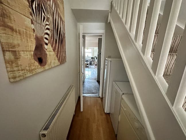 Bright, Garden-View Double Room 🏠🏠 Main Photo