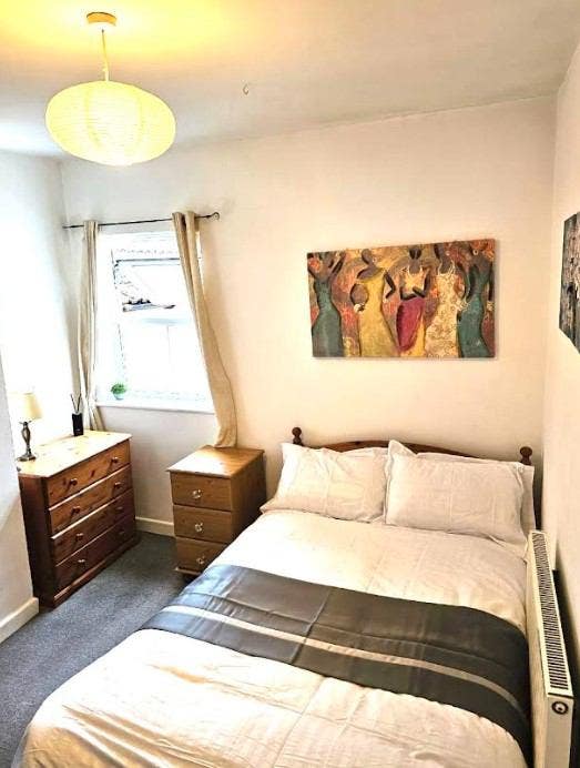 Bright, Garden-View Double Room 🏠🏠 Main Photo