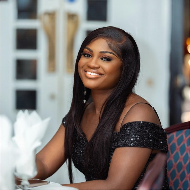 Professional Female seeks a single or double room Main Photo