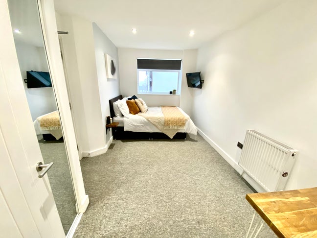 🏡 Luxury Ensuite Rooms – Heart of Old Town Main Photo