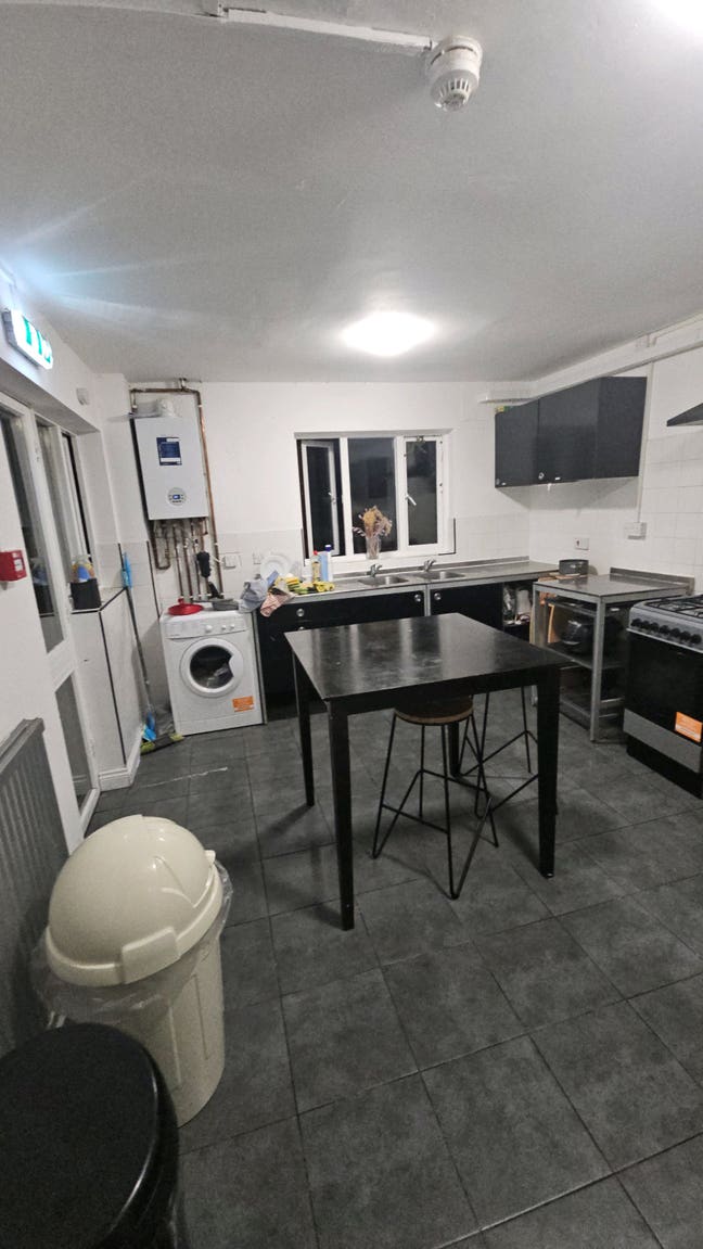 Extra double room with toilet Main Photo