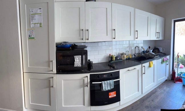 Single room to rent next to Richmond area Main Photo