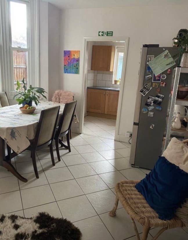 Two rooms in big house overlooking West Ham Park Main Photo