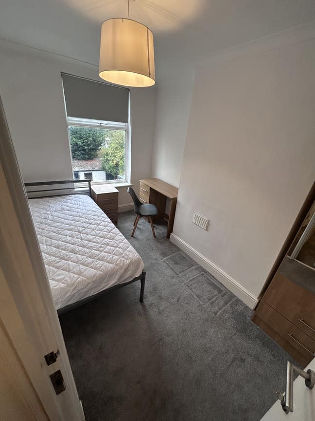 Rooms available in Beeston NG9 2BL Main Photo