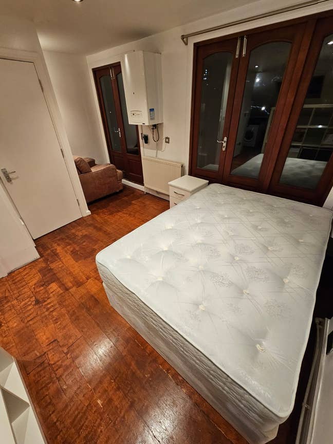 🌟Large Newly Decorated Studio in Kilburn Main Photo