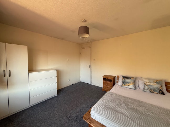 Room available in St. John’s wood  Main Photo