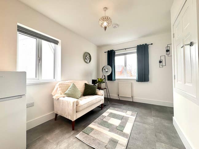 Brand New Immaculately Renovated Bedroom Main Photo