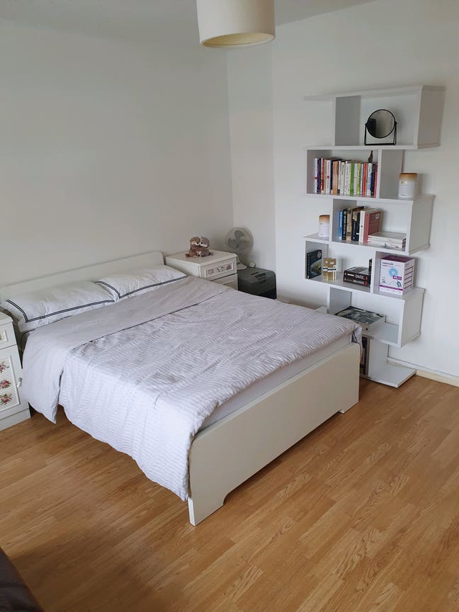 Clean and quiet place. Main Photo