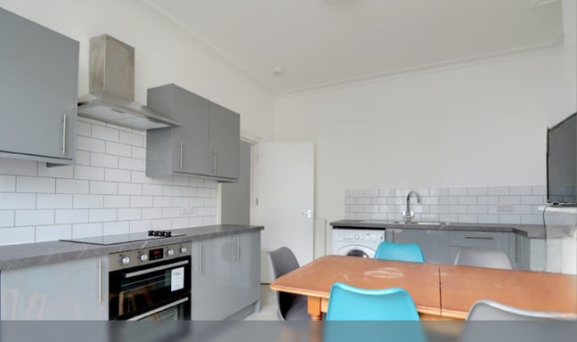 Modern Double Room 10 Min From Hospital & Beach Main Photo