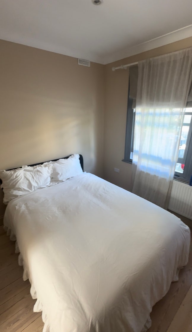 Room in gorg Camberwell House going ! Main Photo