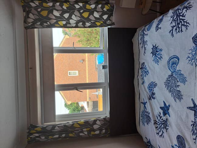 A beautiful double room on Ladygrove Main Photo