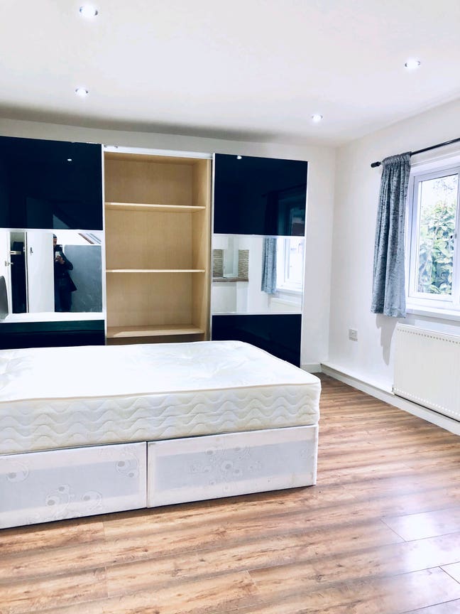 2Spacious  Studios: Now Available All Bills Inc Main Photo