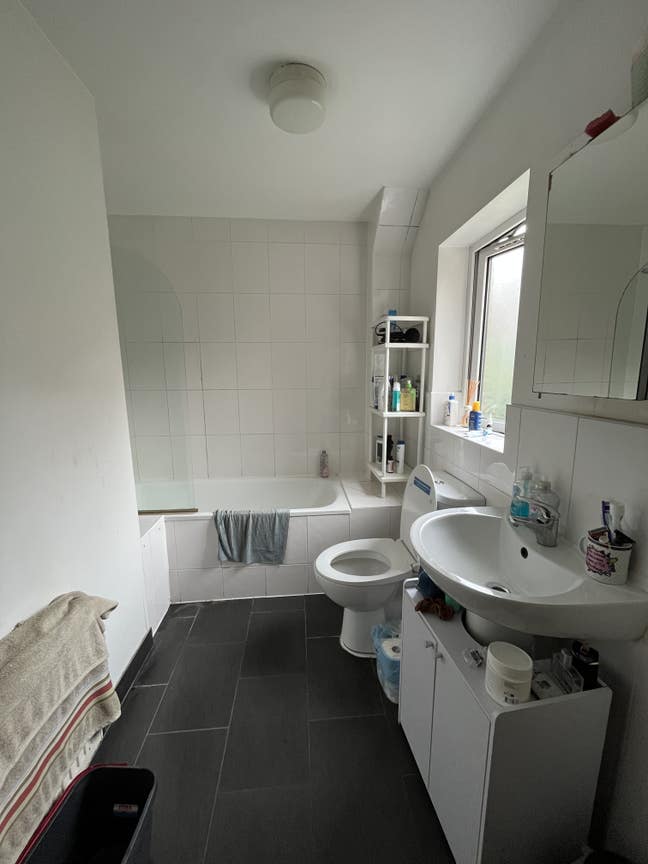 Room Near London Bridge Main Photo