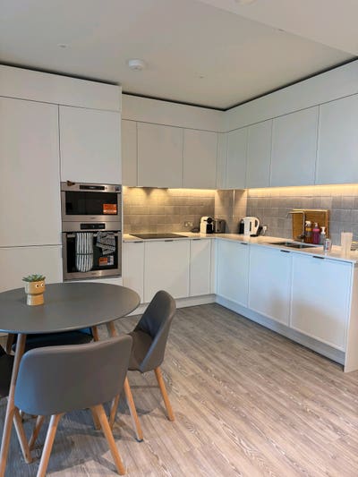 Lovely Flat - Stratford - Pool, Hot Tub, Gym Main Photo