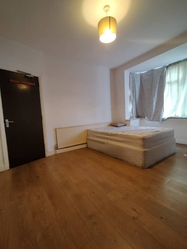 Spacious and Cosy Double Room for Rent in - UB3 3A Main Photo