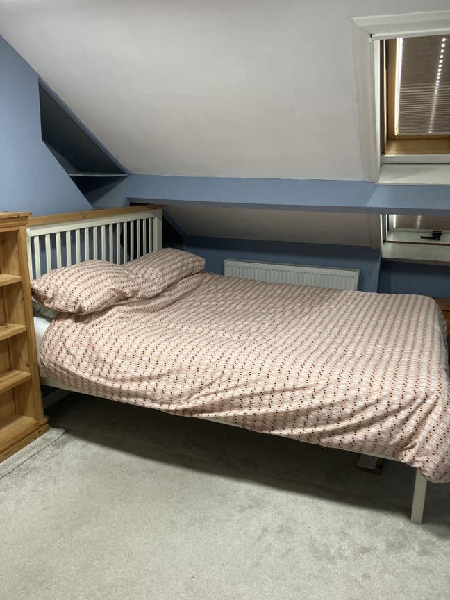 Room available  Main Photo