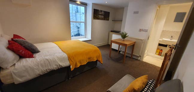Double Ensuite*City*Harbourside*Temple Meads Main Photo