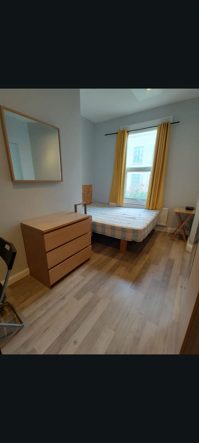 🛏️ Spacious Double Room – Couples Welcome Main Photo