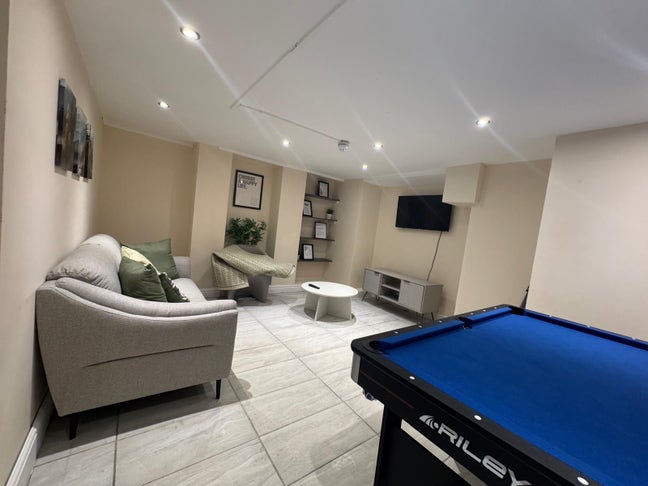 5Newly Refurbished En-Suits DBL Rooms@TW8 0QQ Main Photo
