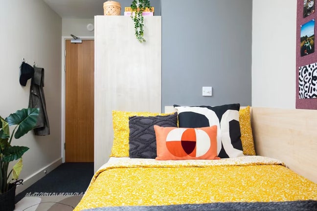 UCL Beaumont Court — Quiet Ensuite Room  Main Photo