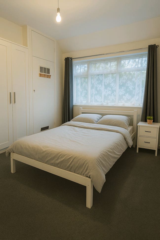 Double Room to let in Elm Park  Main Photo