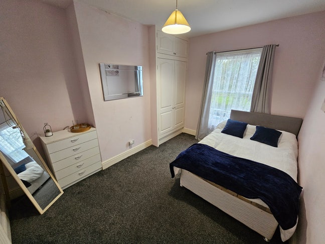 🏅Rooms Available for Professionals- Town Centre🏅 Main Photo