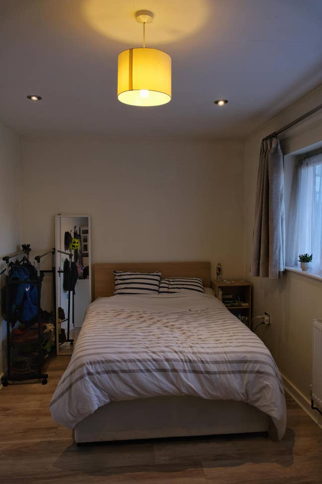 Big Double Bedroom Available in Kings Cross Main Photo