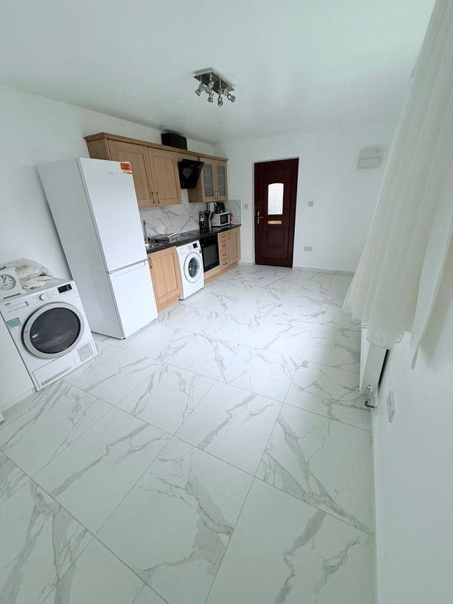 Studio flat for rent - ENFIELD (EN3). Main Photo