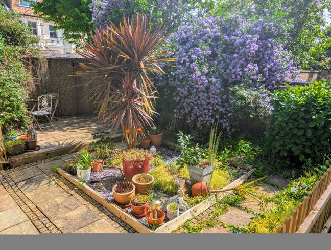 Weekend only apartment by the sea Main Photo