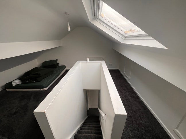 Loft Room Available - Tyldesly Main Photo