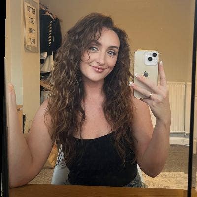 Looking for 3rd Flatmate for flat in SW Main Photo