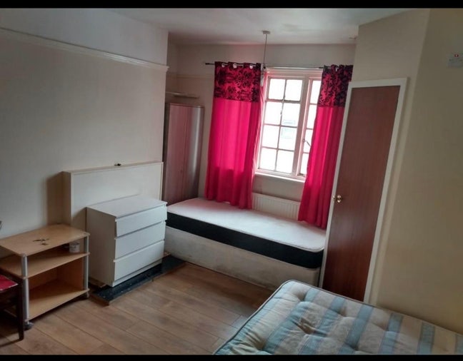 🛏️ Ensuite Room to Let in - Camberwell Main Photo