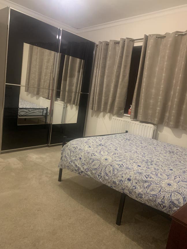 Room to let Main Photo