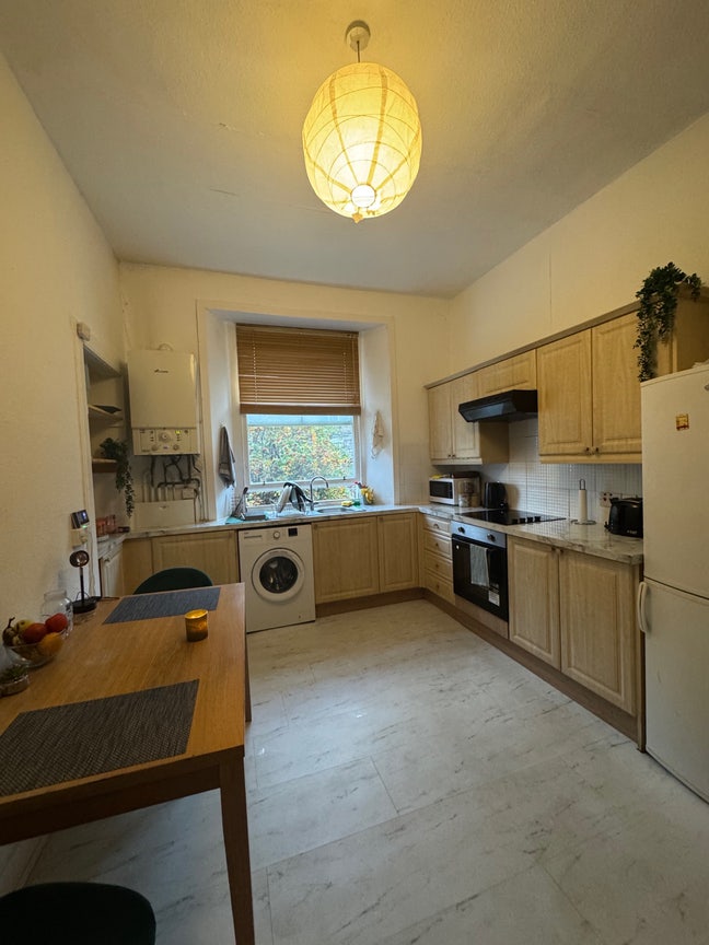 Room for Rent  Main Photo
