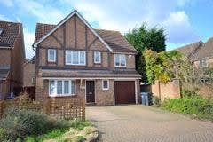 Spacious Riverside Living:Join Our Friendly Family Main Photo