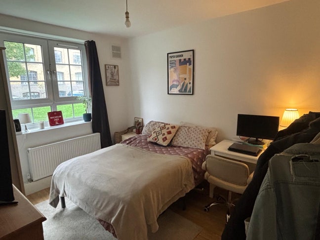 Sublet in Aldgate – £1300/month (Bills Included)  Main Photo