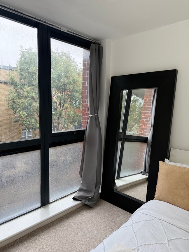 Double Room with own Bathroom Main Photo