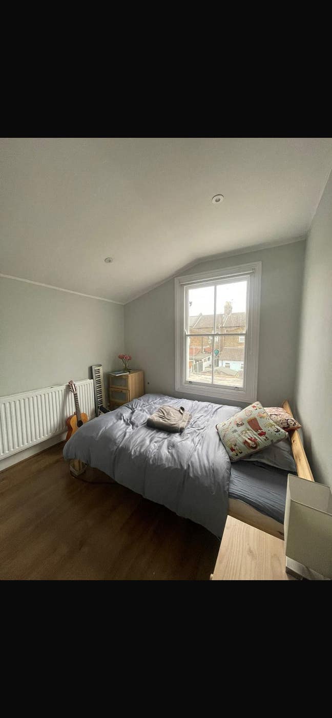 1 Double Room in Huge House  Main Photo