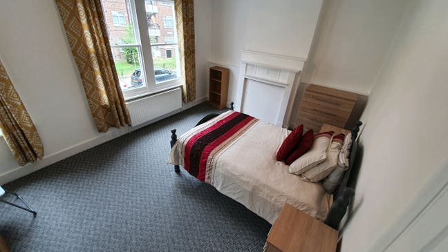 ●NEW● 4 bedroom close to transport Main Photo