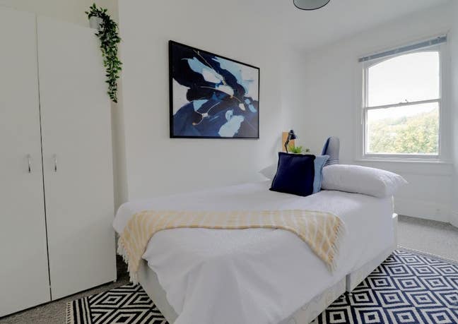 New Beautiful House. Central Brighton. Last rooms! Main Photo