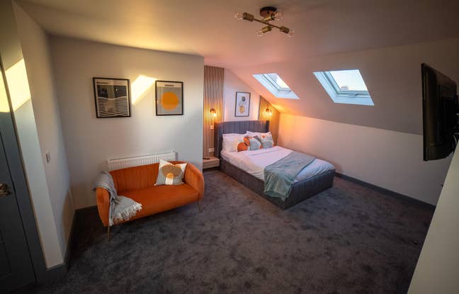 Super Ensuite Studio Rooms - Contact to View !! Main Photo