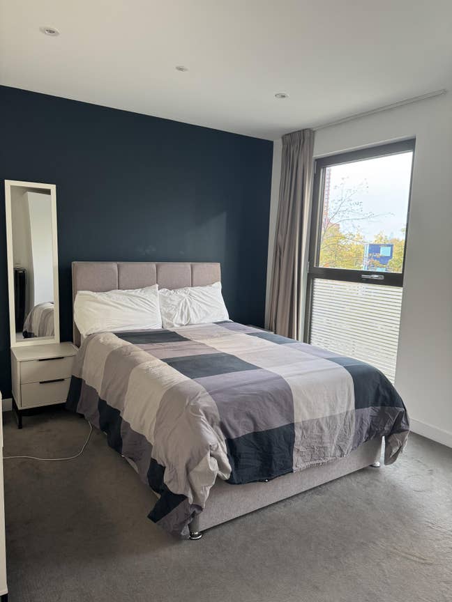 En Suite Double Room in East Village Main Photo