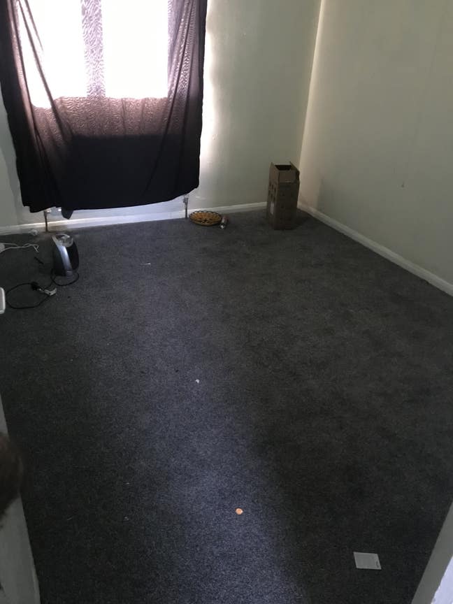 Double unfurnished room town centre  Main Photo