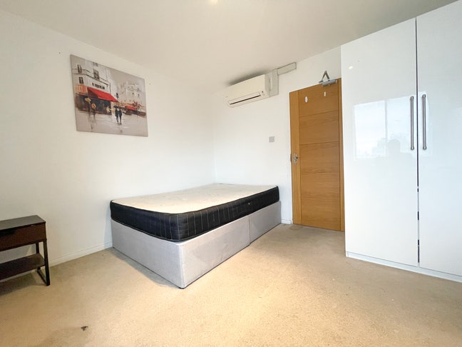 The Perfect Ensuite in Marylebone Main Photo